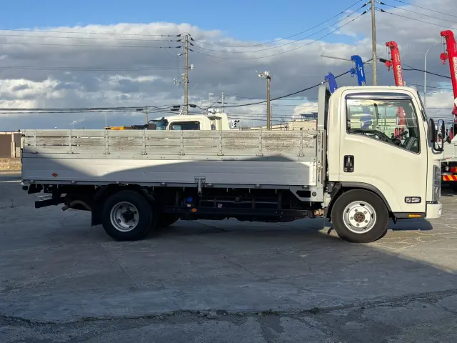 いすゞ エルフ 2RG-NMS88AR(4WD)の写真4