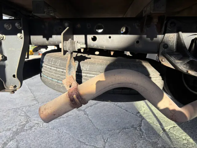 いすゞ エルフ 2RG-NMS88AR(4WD)の写真16