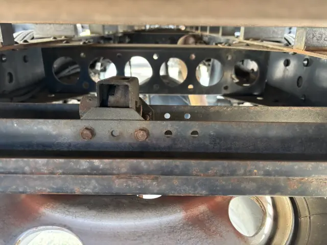 いすゞ エルフ 2RG-NMS88AR(4WD)の写真17
