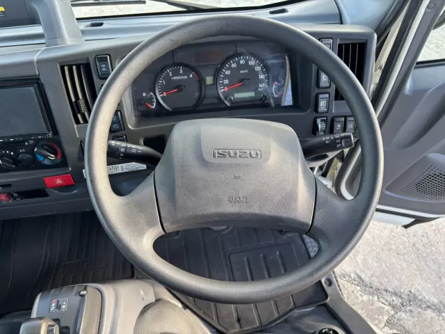 いすゞ エルフ 2RG-NMS88AR(4WD)の写真23