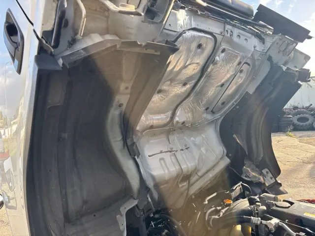 いすゞ エルフ 2RG-NMS88AR(4WD)の写真32
