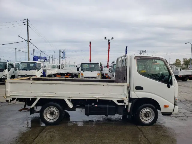 トヨタ ダイナ LDF-KDY281(4WD)の写真4