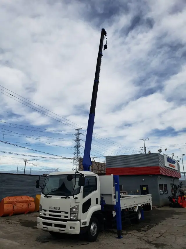 いすゞ フォワード TKG-FRR90S1(2WD)の写真2