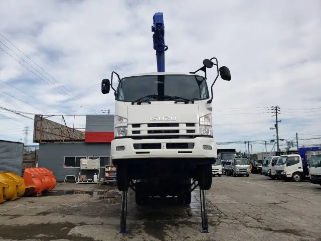 いすゞ フォワード TKG-FRR90S1(2WD)の写真3