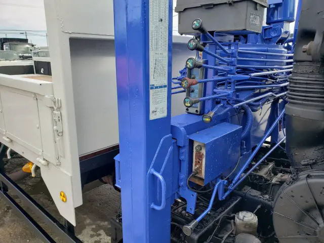 いすゞ フォワード TKG-FRR90S1(2WD)の写真23