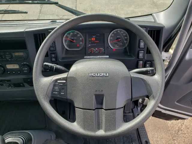 いすゞ フォワード 2RG-FRR90S2(2WD)の写真32