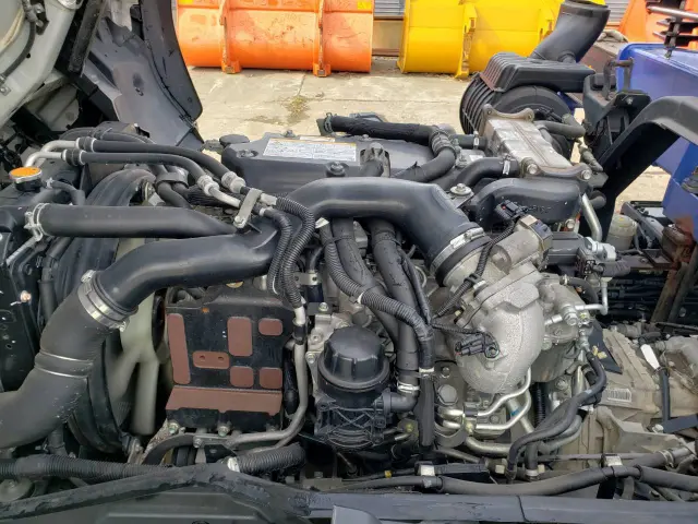 いすゞ フォワード 2RG-FRR90S2(2WD)の写真40