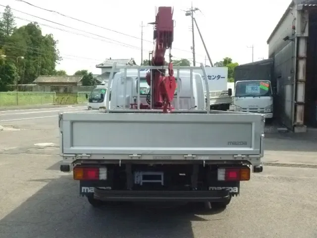 マツダ タイタン KK-WH68G(2WD)の写真3