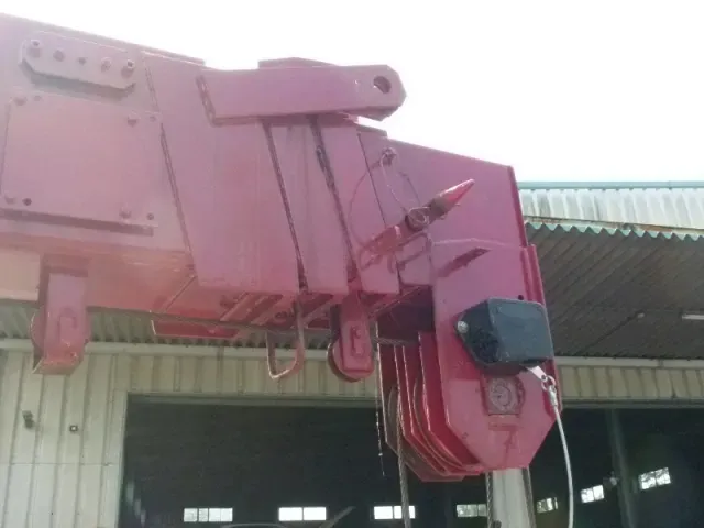 マツダ タイタン KK-WH68G(2WD)の写真9