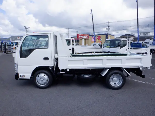 いすゞ エルフ TKG-NJR85AD(2WD)の写真12