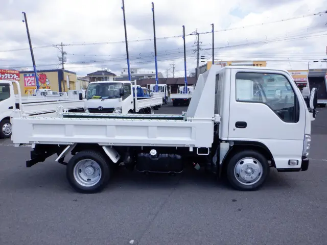 いすゞ エルフ TKG-NJR85AD(2WD)の写真13