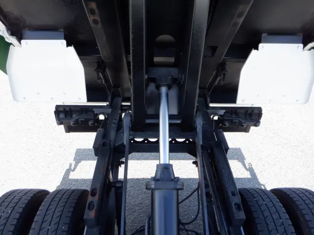 いすゞ エルフ TKG-NJR85AD(2WD)の写真21