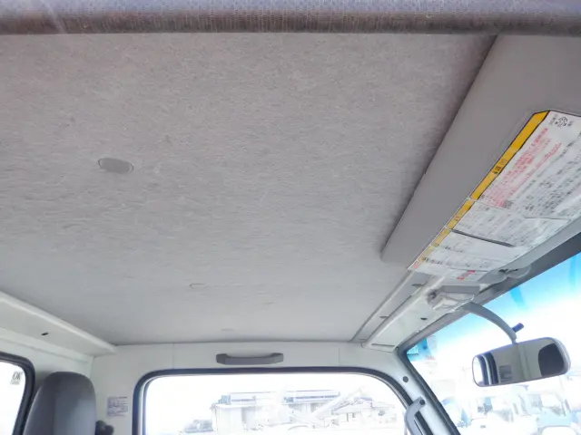 いすゞ エルフ TKG-NJR85AD(2WD)の写真37