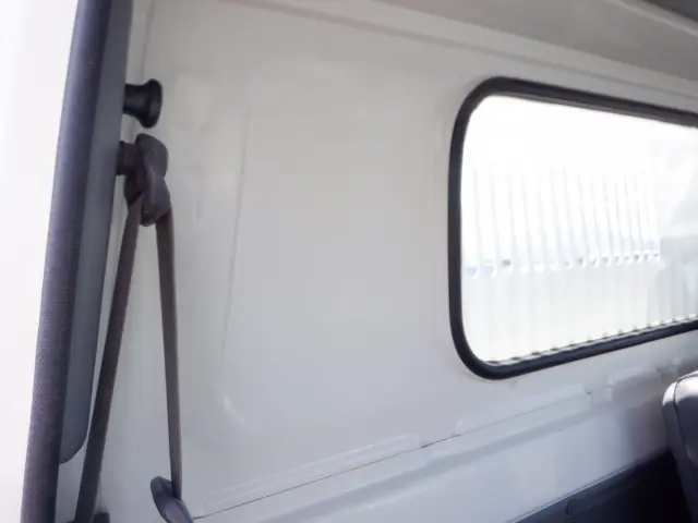 いすゞ エルフ TKG-NJR85AD(2WD)の写真42