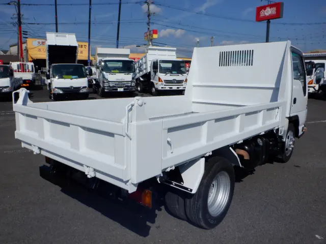 いすゞ エルフ TKG-NJR85AN(2WD)の写真2