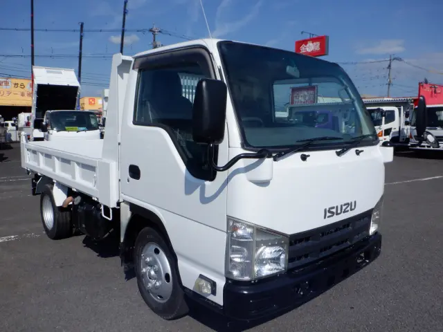 いすゞ エルフ TKG-NJR85AN(2WD)の写真5