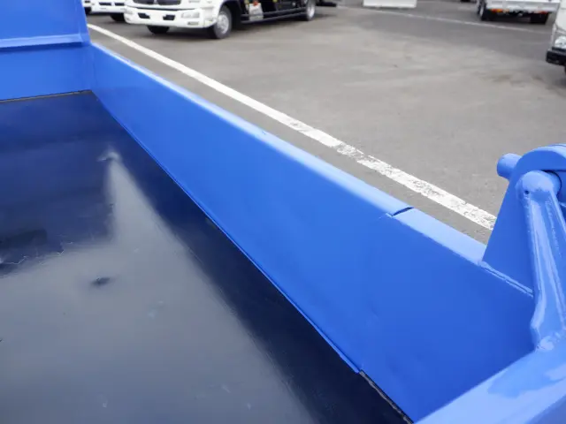 いすゞ エルフ TKG-NJR85AD(2WD)の写真10