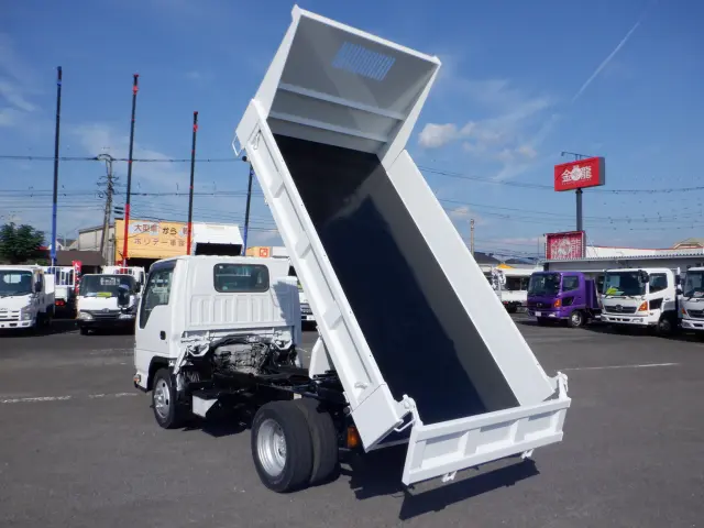 いすゞ エルフ TKG-NJR85AN(2WD)の写真13