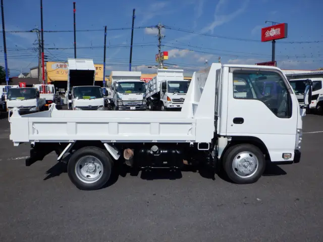 いすゞ エルフ TKG-NJR85AN(2WD)の写真16