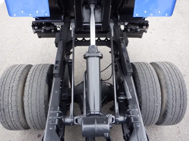 いすゞ エルフ TKG-NJR85AD(2WD)の写真21