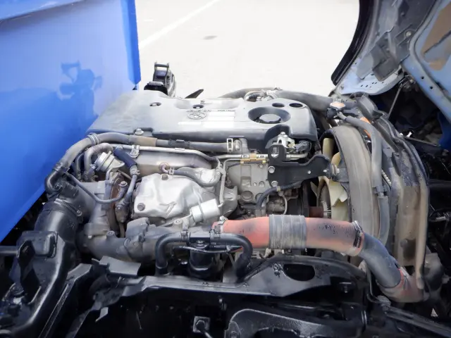 いすゞ エルフ TKG-NJR85AD(2WD)の写真32