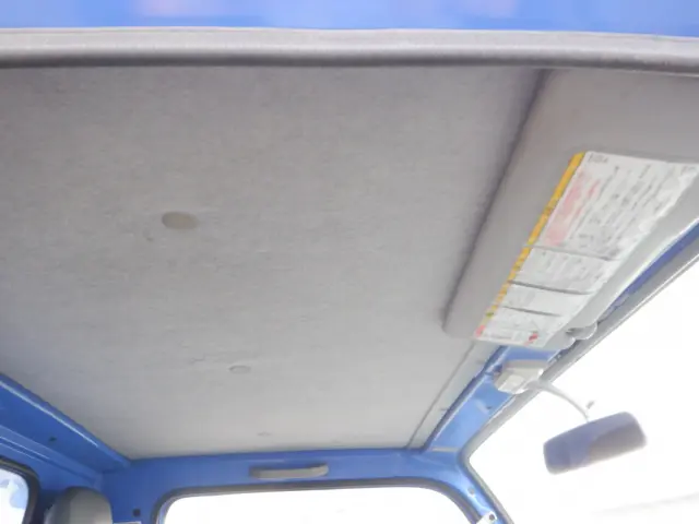 いすゞ エルフ TKG-NJR85AD(2WD)の写真37