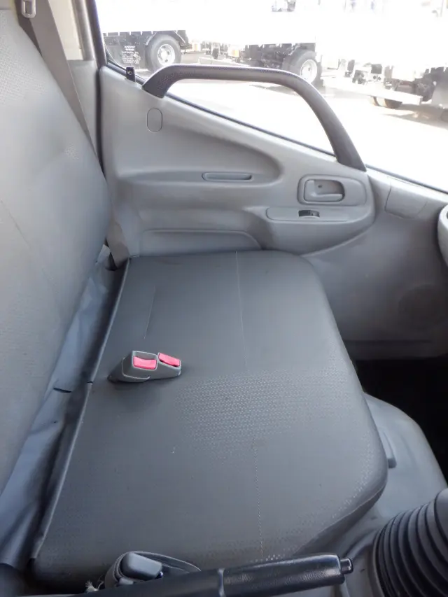 日野 デュトロ SKG-XZC610T(2WD)の写真38