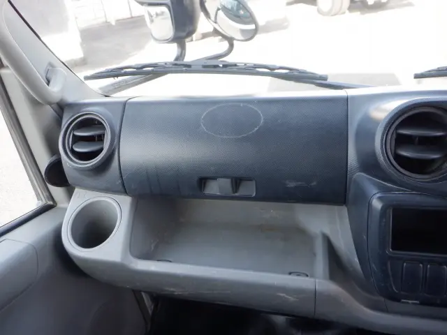 日野 デュトロ SKG-XZC610T(2WD)の写真41