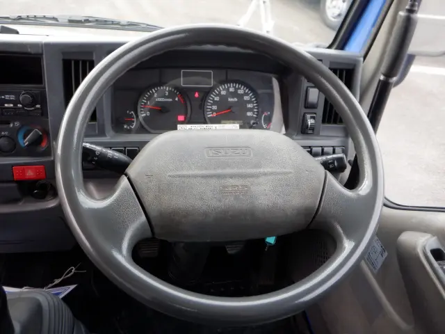 いすゞ エルフ TKG-NJR85AD(2WD)の写真47