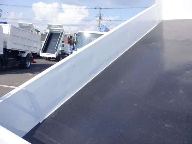 三菱 キャンター PDG-FE71DD(2WD)の写真10