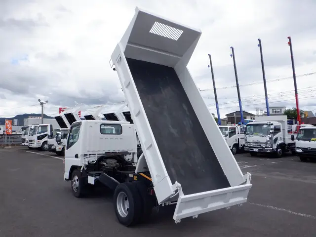三菱 キャンター PDG-FE71DD(2WD)の写真16