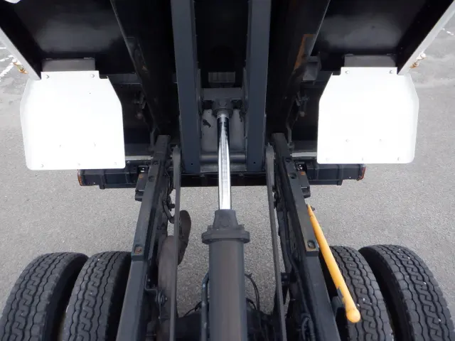 三菱 キャンター PDG-FE71DD(2WD)の写真20