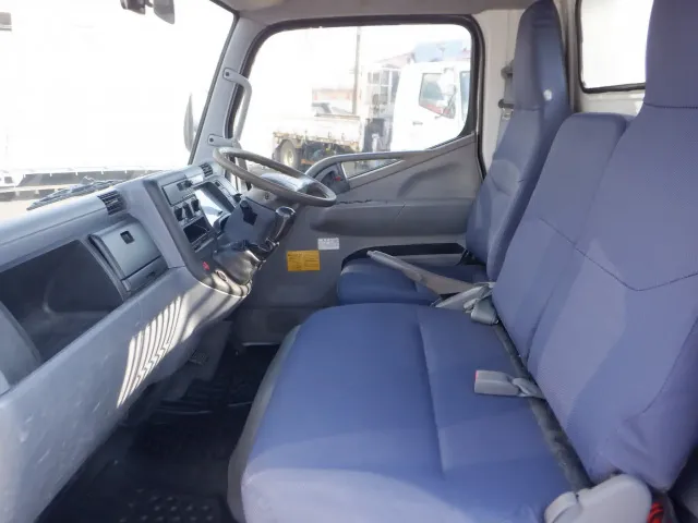 三菱 キャンター PDG-FE71DD(2WD)の写真35