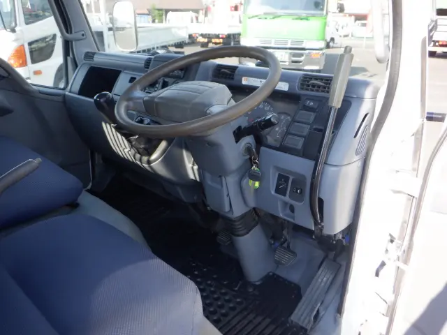 三菱 キャンター PDG-FE71DD(2WD)の写真37