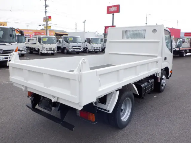 トヨタ ダイナ BKG-XZU554D(2WD)の写真2