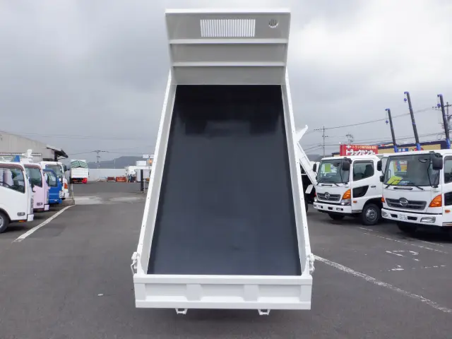 トヨタ ダイナ BKG-XZU554D(2WD)の写真3