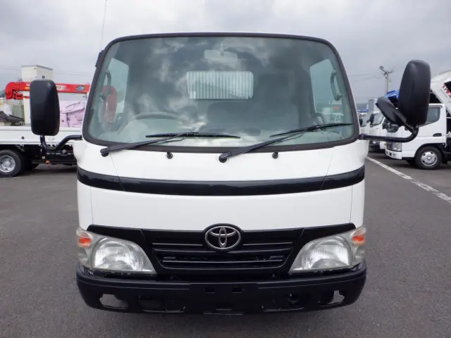 トヨタ ダイナ BKG-XZU554D(2WD)の写真4