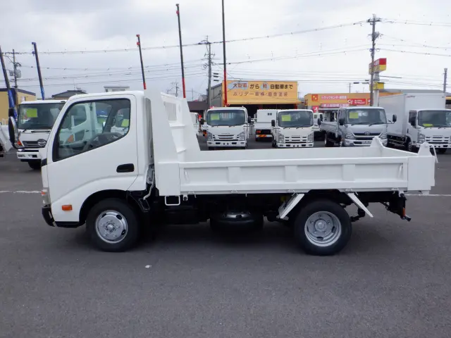 トヨタ ダイナ BKG-XZU554D(2WD)の写真7
