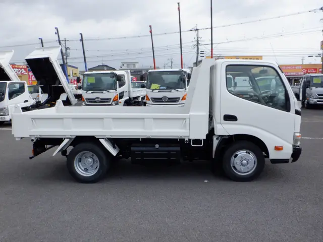 トヨタ ダイナ BKG-XZU554D(2WD)の写真8