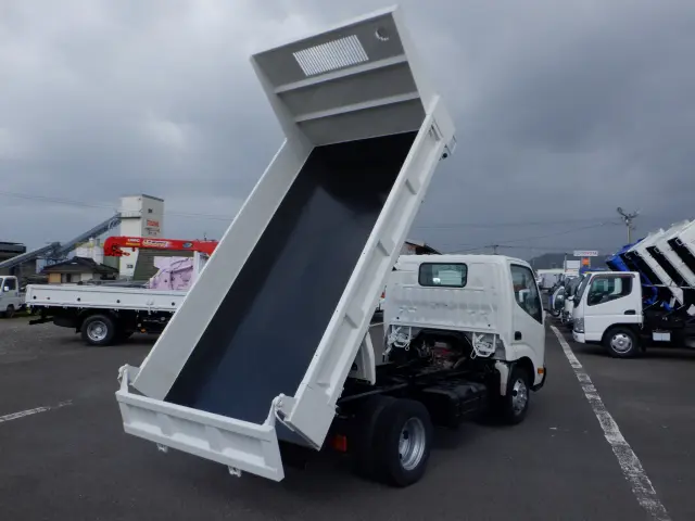 トヨタ ダイナ BKG-XZU554D(2WD)の写真16