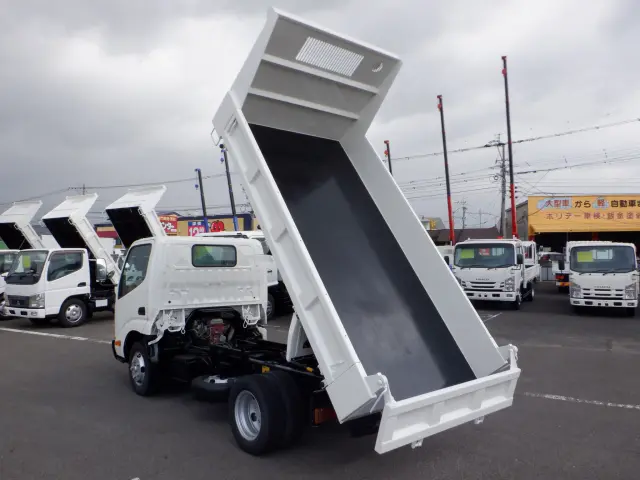 トヨタ ダイナ BKG-XZU554D(2WD)の写真18