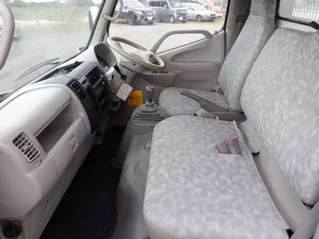 トヨタ ダイナ BKG-XZU554D(2WD)の写真40