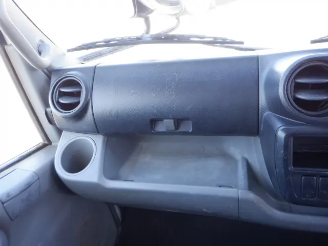 日野 デュトロ TKG-XZU620T(2WD)の写真45