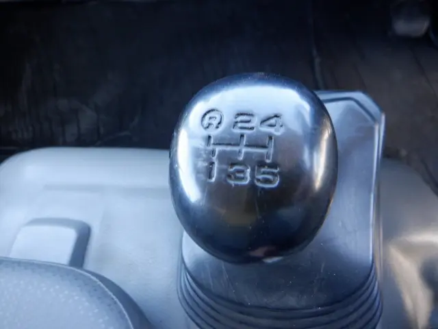 日野 デュトロ TKG-XZU620T(2WD)の写真47