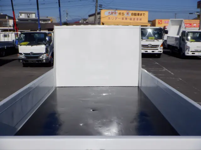 いすゞ エルフ 2RG-NKR88AD(2WD)の写真7