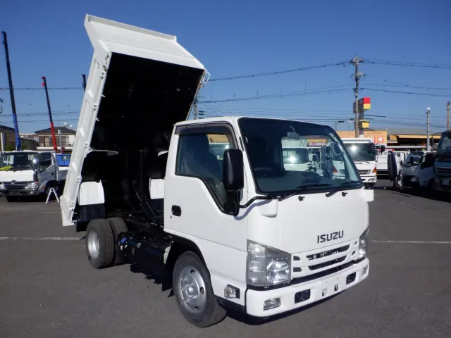 いすゞ エルフ 2RG-NKR88AD(2WD)の写真16