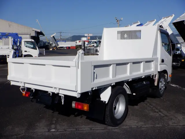 日野 デュトロ TKG-XZU620T(2WD)の写真2