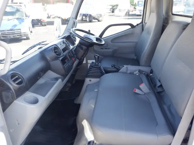 日野 デュトロ TKG-XZU620T(2WD)の写真34