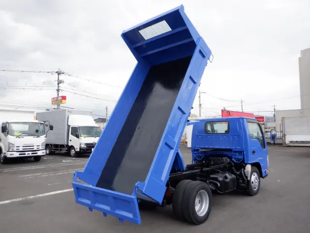 いすゞ エルフ TKG-NKR85AD(2WD)の写真8