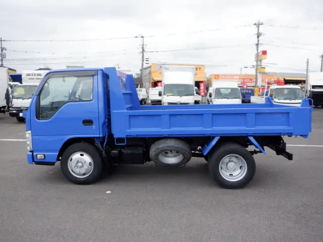 いすゞ エルフ TKG-NKR85AD(2WD)の写真13